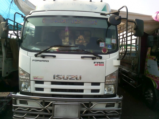ขาย 6 ล้อ อีซูซุ FRR 210 แรง ปี 53 ยาว 5.5 ม.  สภาพเดิมดี พร้อมใช้  จัดแนนท์ได้ครับ สนใจติดต่อ 081-9420141  ,  081-5715326