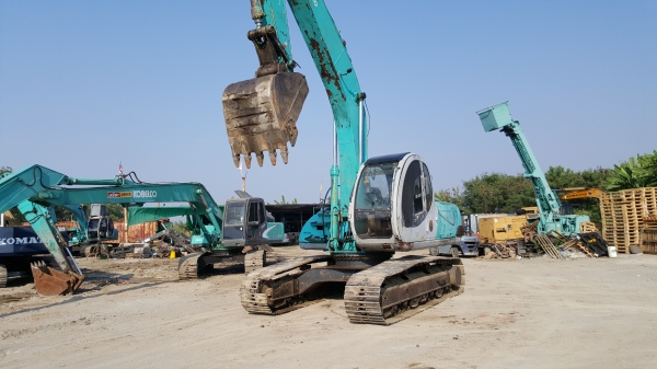 ขายครับSK200 Vสภาพพร้อมใช้งาน ไฟฟ้าครบ สนใจติดต่อ0851562314 ขายครับSK200 Vสภาพพร้อมใช้งาน ไฟฟ้าครบ สนใจติดต่อ0851562314