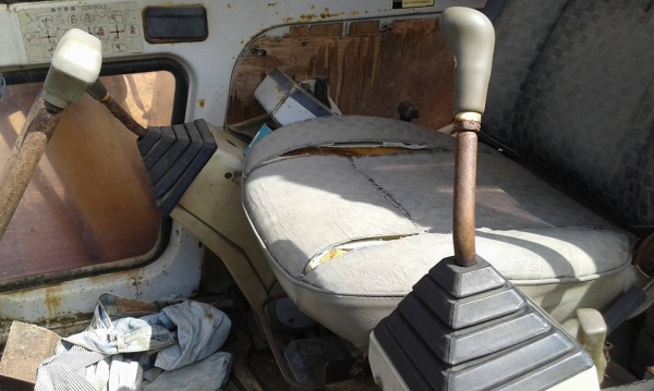 **880,000 บ.ต่อรอง/// แบคโฮ KOBELCO MARK-3 SK200 เก๋งเทาแท้ ไฟฟ้าครบ มีเล่มทะเบียน เดิมมบาง มือเดียวป้ายแดงจาก อริยะฯ **ขาย KOBELCO SK200 MARK เก๋งเทาแท้ สภาพดี เดิมบาง ไฟครบ มีเล่มทะเบียน พร้อมใช้งาน HYD.EXCAVATOR KOBELCO MARK-3 SK200 S/N.YN-17xxx เก๋งเ **880,000 บ.ต่อรอง/// แบคโฮ KOBELCO MARK-3 SK200 เก๋งเทาแท้ ไฟฟ้าครบ มีเล่มทะเบียน เดิมมบาง มือเดียวป้ายแดงจาก อริยะฯ **ขาย KOBELCO SK200 MARK เก๋งเทาแท้ สภาพดี เดิมบาง ไฟครบ มีเล่มทะเบียน พร้อมใช้งาน HYD.EXCAVATOR KOBELCO MARK-3 SK200 S/N.YN-17xxx เก๋งเ