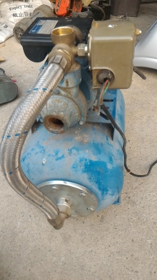 ปั๊มน้ำอัตโนมัติ พร้อมถังเก็นน้ำแบบสะสมแรงดัน SAXON ขนาด 1 แรงม้า ใข้กับบ้านเรื่อนทั่วไปได้เลย