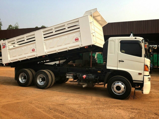 ขายHino Mega ซีรี่500 FM1A 344แรงม้า ปี57 ยางใหม่หมดพร้อมใช้งาน ราคาคุยกันได้  0897088772