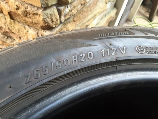 ขายยาง ขอบ 20 นิ้ว สวยๆ ปิ้งๆ