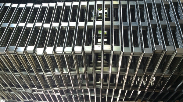 ขายพาเลทเหล็กจำนวนมาก