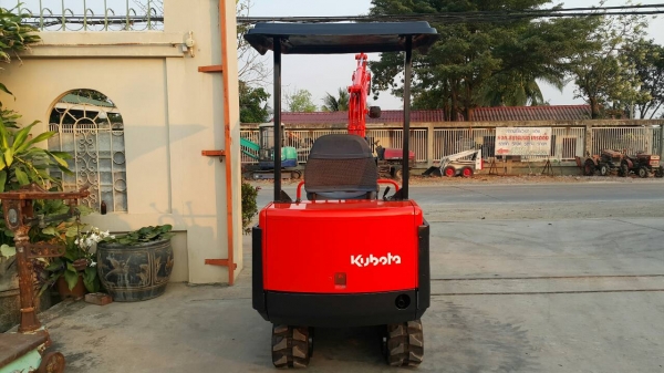 ขาย รถขุด KUBOTA รุ่น KX012 มือสองญี่ปุ่น แทรกยางใหม่เอี่ยม สลักแน่น พร้อมใช้งาน ความกว้างของรถ ขับขึ้นรถปิคอัพได้ มือถือ/LINE ID : 0818753444