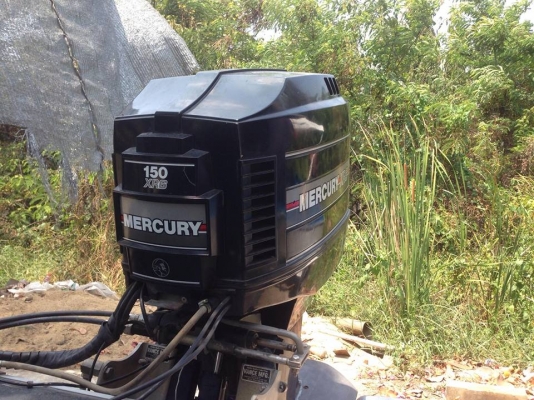 ขายเรือแบสDYNY-TRAK สวยๆ18ฟุต กว้าง210ซ.ม เครื่องเมอเคอรี่150แน่นๆ มีห้องขังเหยื่อเป็น ถังน้ำมันสแตนเลสสวยๆ เรือกว้างพิเศษ210ซ.ม รับรองไม่โคลง ผ้าใบเปลี่ยนใหม่ให้เทเล่อร์ไปด้วย ขาย 190000 บาท