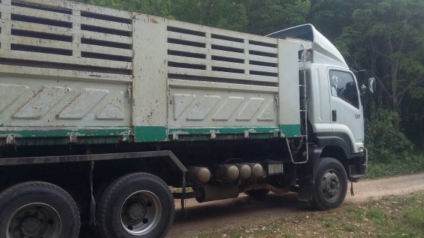 ขายดาวน์รถ10ล้อดั้มพ์ ISUZU MP1FXZ7778T เครื่อง 360แรงม้า ปี56 วิ่ง 143945กิโล สนใจโทร 081-970-1072 ขายดาวน์รถ10ล้อดั้มพ์ ISUZU MP1FXZ7778T เครื่อง 360แรงม้า ปี56 วิ่ง 143945กิโล สนใจโทร 081-970-1072