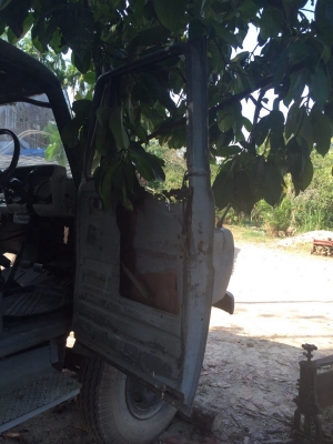 ขายรถ6ล้อหัวยาวดั้มพ์ ISUZU 1664902 เครื่อง 125แรงม้า ปี20 สนใจโทร 081-970-1072