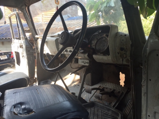 ขายรถ6ล้อหัวยาวดั้มพ์ ISUZU 1664902 เครื่อง 125แรงม้า ปี20 สนใจโทร 081-970-1072