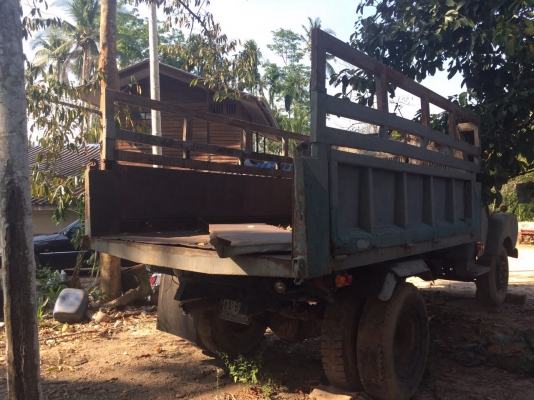 ขายรถ6ล้อหัวยาวดั้มพ์ ISUZU 1664902 เครื่อง 125แรงม้า ปี20 สนใจโทร 081-970-1072