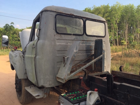 ขายรถ6ล้อหัวยาวดั้มพ์ ISUZU 1664902 เครื่อง 125แรงม้า ปี20 สนใจโทร 081-970-1072