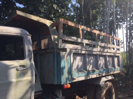 ขายรถ6ล้อหัวยาวดั้มพ์ ISUZU 1664902 เครื่อง 125แรงม้า ปี20 สนใจโทร 081-970-1072