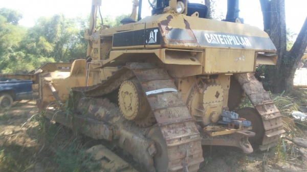 ขายด่วนครับ รถเกรด CATERPILLAR D7H เอกสารเล่มทะเบียน พร้อมใจงาน ครับ