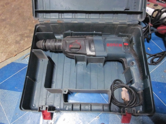 สว่านโรตารี่บอส 3 ระบบ พร้อมกล่อง (ไม่ใช่ของมัน) สว่านโรตารี่บอส 3 ระบบ พร้อมกล่อง (ไม่ใช่ของมัน)