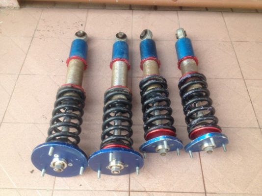 โช้คเเต่งปรับเกลียวสไลด์กระบอกได้หัวบอลจ๊อยเเน่นๆเก่าญี่ปุ่นเเท้สภาพดีไม่ทราบรุ่น