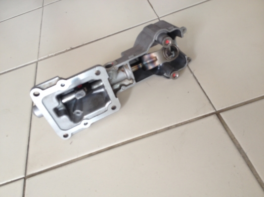 ขาย เบ้าคันเกียร์ D-MAX ALL-NEW ขาย เบ้าคันเกียร์ D-MAX ALL-NEW