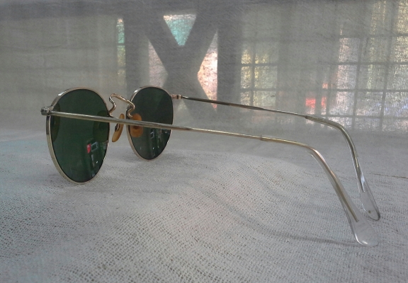 แว่นตาวินเทจโกลด์ฟิลด์ทรง 'หยดน้ำ-จอห์น เลนนอน' ตัวบิดา!  ALGHA made in England