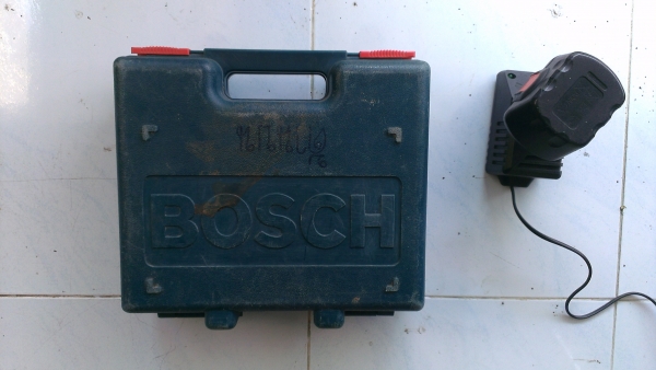 ขายสว่านไร้สาย Bosch 12VDC