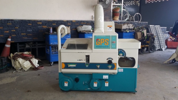 เครื่องสีข้าวกล้องเก่าญี่ปุ่น  SATAKE  รุ่น GPS300A  สภาพเครื่องสวย พร้อมใช้งาน