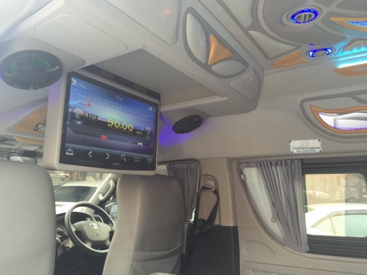 โทร 0922726669 ตันหยง เบสท์รถตู้ฝั่งธน TOYOTA COMMUTER D4D 3.0CC MT 2014 // ราคา 1,179,000 บาท