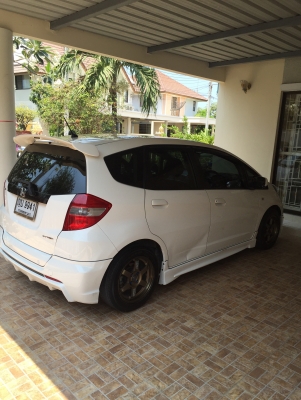 ขายHonda jazzปี2011ติดแก๊สLpg