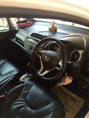 ขายHonda jazzปี2011ติดแก๊สLpg