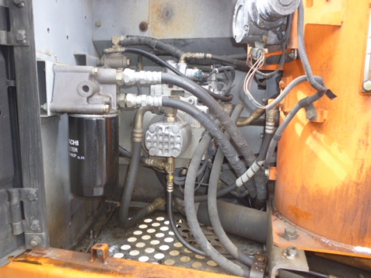 Hitachi ZX120 เก่าญี่ปุ่น ใบแทรค60ซม. สภาพสวยครับ