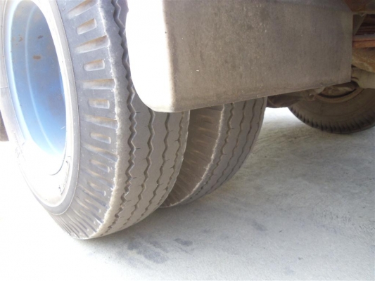 ขาย ISUZU NKR แชสซียาว 320 cm