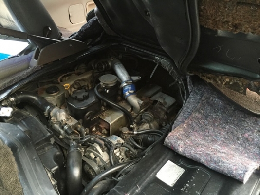 รถตู้สวยๆสักคัน เครื่องเดิมดีเซล เกียร์ออโต้ ตัวพิเศษพร้อมใช้งานวิ่งทางไกลสบายLINE:seiatong003