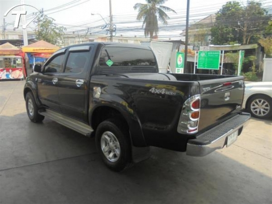 TOYOTA HILUX VIGO, 2.7 G DBL CAB POWER 4WD โฉม DOUBLE CAB สีดำ เกียร์ออโต้ ติดแก๊ส NGV