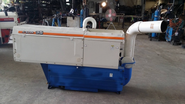 เครื่องสีข้าวกล้องเก่าญี่ปุ่น  ISEKI  รุ่น 35 สภาพเครื่องสวย พร้อมใช้งาน