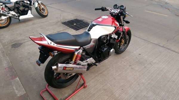 ขายคับ HONDA CB400 TECH3 ปี2007 กญแจชิฟ สีสวย ท่อแต่ง แฮนด์บาร์ อินวอยส์สรรพสามิตร ราคา 97500 บาท  ส่งได้ทั่วไทยคับ สนใจติดต่อ 081-0578282 FACEBOOK  ชาญณรงค์ ป๊อป ชัยอมฤต ไอดีไลน์ POPBIGBIKESAKON คับ สนใจรถสวย ถูก ดี ต้อง POP BIGBIKE SAKONNAKHON คลิปวิดีโ