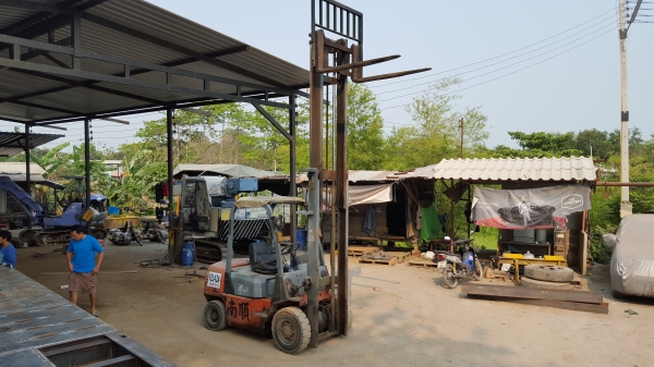 ขายยก2.5ตันดีเซลเสา4เมตร