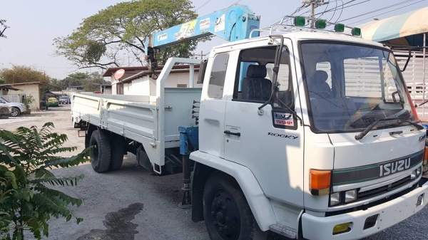 6ล้อติดเครน 160 แรง 3 ตัน 3 ชัก เครนท้องวี กระบะยาว 6.20 สภาพสวยจัดพร้อมใช้งาน