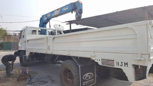 6ล้อติดเครน 160 แรง 3 ตัน 3 ชัก เครนท้องวี กระบะยาว 6.20 สภาพสวยจัดพร้อมใช้งาน