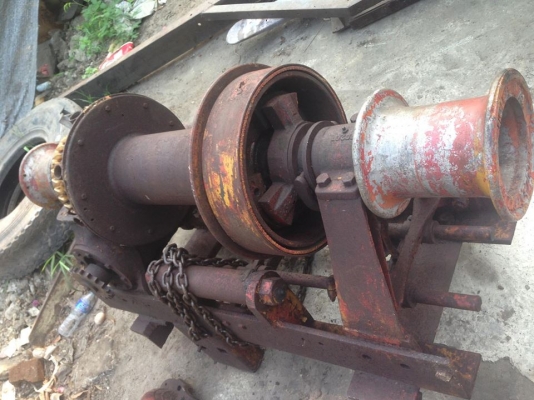 ขายวิ๊นขนาดใหญ่มี2หัว เพลาทองเหลือง สภาพสวยเอาไปทำได้หลายอย่าง ใส่เรือ วิ๊นสมอ ใส่หลังรถยกหรือขุดเจาะบ่อดาล ขายถูกๆครับ 18000 บาท