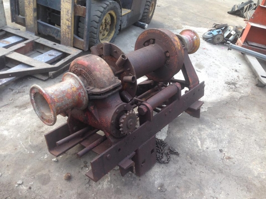 ขายวิ๊นขนาดใหญ่มี2หัว เพลาทองเหลือง สภาพสวยเอาไปทำได้หลายอย่าง ใส่เรือ วิ๊นสมอ ใส่หลังรถยกหรือขุดเจาะบ่อดาล ขายถูกๆครับ 18000 บาท