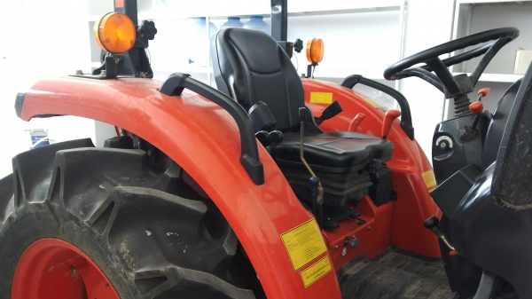 ขาย รถสาธิต ของตัวแทน แองโกลไทย KIOTI EX50   รถสาธิต ขนาด 50 แรงม้า