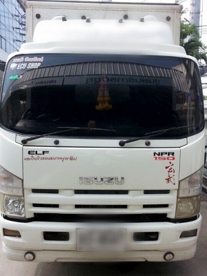ขาย 6 ล้อ อีซูซุ NPR 150 แรง ปี 52 ตู้แห้ง  ยาว 5 ม. สภาพสวยจัด พร้อมใช้  จัดแนนท์ได้ครับ สนใจติดต่อ 081-9420141  ,  081-5715326