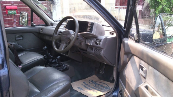 ISUZU RODEO ปี2537 พวงมาลัยเพาเวอร์ กระจกไฟฟ้า