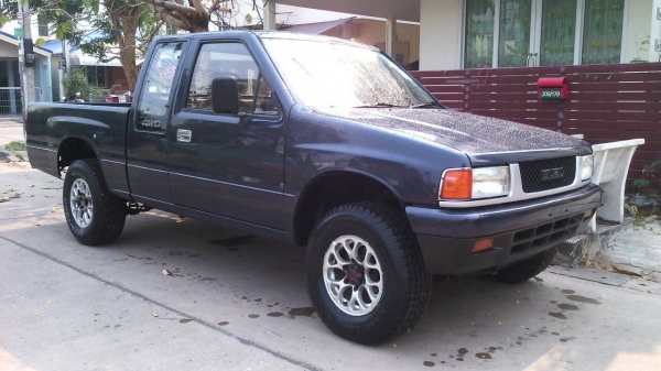 ISUZU RODEO ปี2537 พวงมาลัยเพาเวอร์ กระจกไฟฟ้า