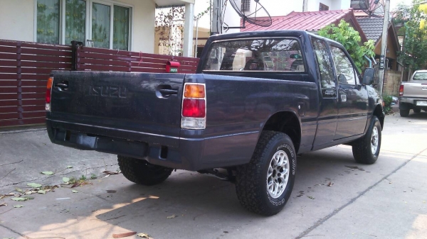 ISUZU RODEO ปี2537 พวงมาลัยเพาเวอร์ กระจกไฟฟ้า