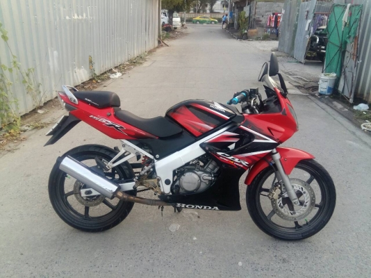 CBR 150 cc. ราคา 19000 บาท สนใจโทร 089-8859869 เดช
