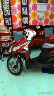 ขาย Honda Click i สภาพสวยมาก ยางใหม่ ทั้งหน้า - หลัง ภาษีเต็ม พร้อมชุดโอน ราคา 16500 บาท