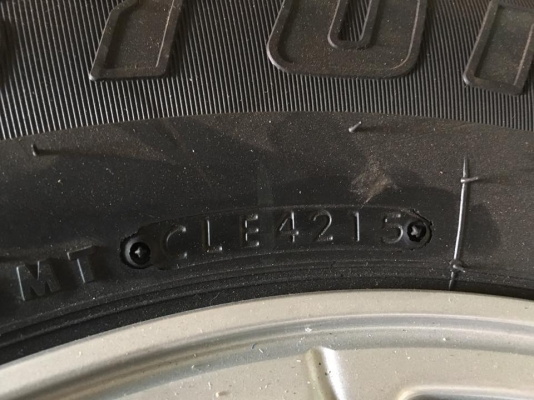 ยางใหม่พร้อมแม๊กซ์ถอดป้ายแดงในศูนย์ ขนาด 245/70R16