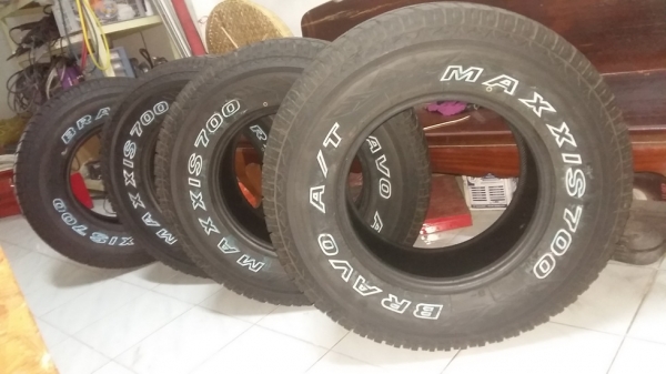 ขายยาง MAXXIS A/T 700 BRAVO  265/70/16 ปี 16