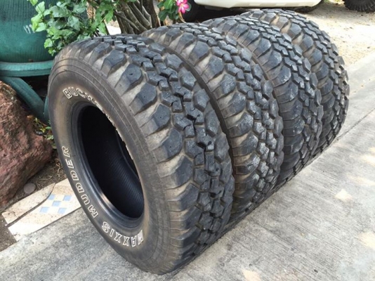 ขายยาง Maxxis buck shot 265/75/16 ปี14
