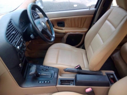 BMW 318I ปี96 เครื่องเดิม ไม่ติดแก๊ส พร้อมใช้งาน