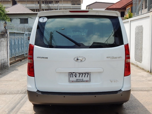 HYUNDAI GRNAD STAREX 2.5 VIP ปลายปี 2011 HYUNDAI GRNAD STAREX 2.5 VIP ปลายปี 2011