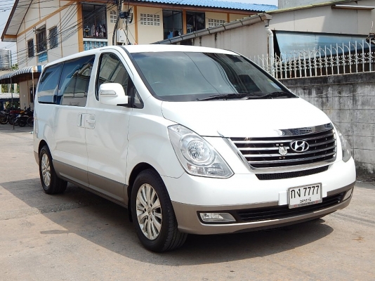 HYUNDAI GRNAD STAREX 2.5 VIP ปลายปี 2011 HYUNDAI GRNAD STAREX 2.5 VIP ปลายปี 2011