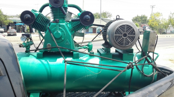 *** Sold *** ปั้มลม FUSHENG 15 HP ถัง 350 ลิตร ไฟ 380V สภาพใหม่ หัวปั้มแน่นๆวิ่งนิ่มเสียงเงียบมาเทสก่อนได้!!